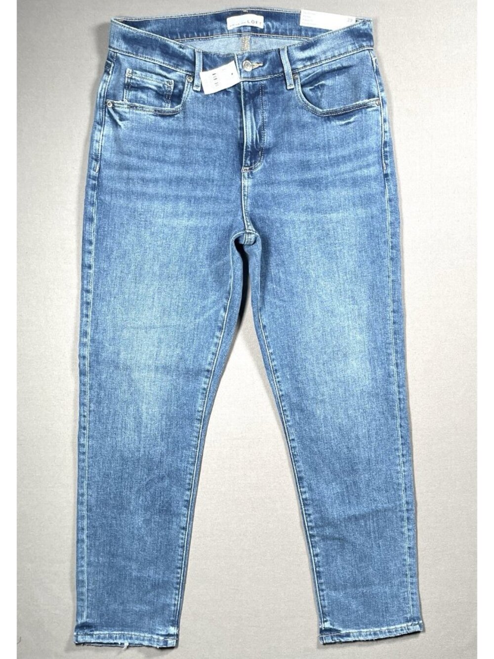 NWT LOFT The Girlfriend Mid Rise Regular Fit Blue Jeans - Women Size 29/8